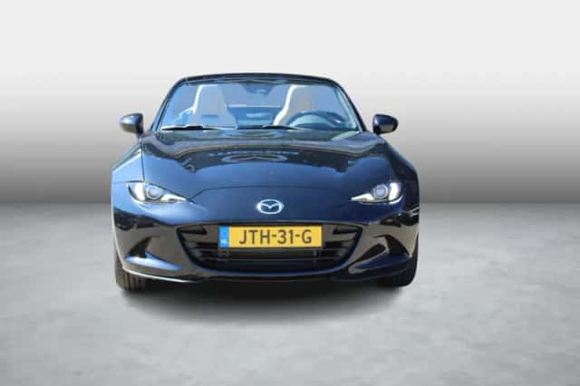 Mazda MX-5 (2026) thumbnail 2