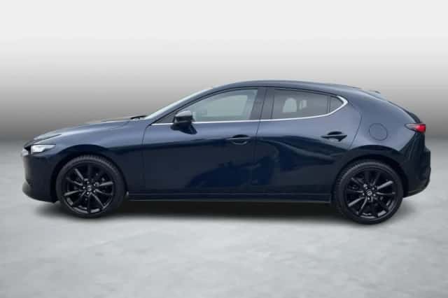 Mazda 3 (2023) thumbnail 2