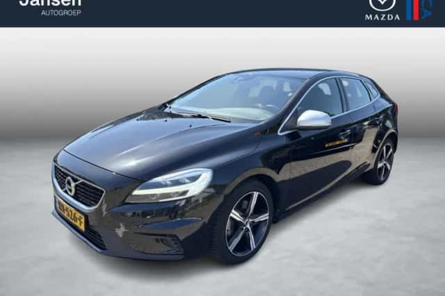 Volvo V40 (2017) thumbnail 1