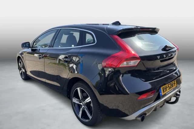 Volvo V40 (2017) thumbnail 3
