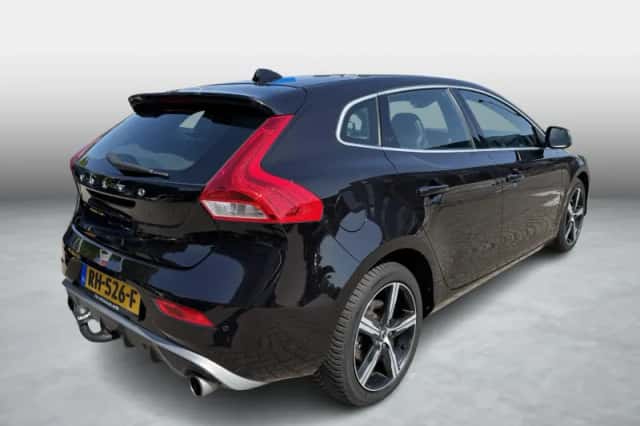 Volvo V40 (2017) thumbnail 5