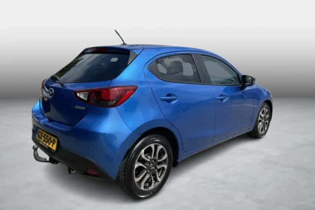 Mazda 2 (2015) thumbnail 5