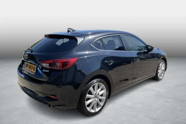 Mazda 3 (2018) thumbnail 5