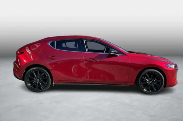 Mazda 3 (2024) thumbnail 6