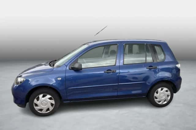 Mazda 2 (2007) thumbnail 2