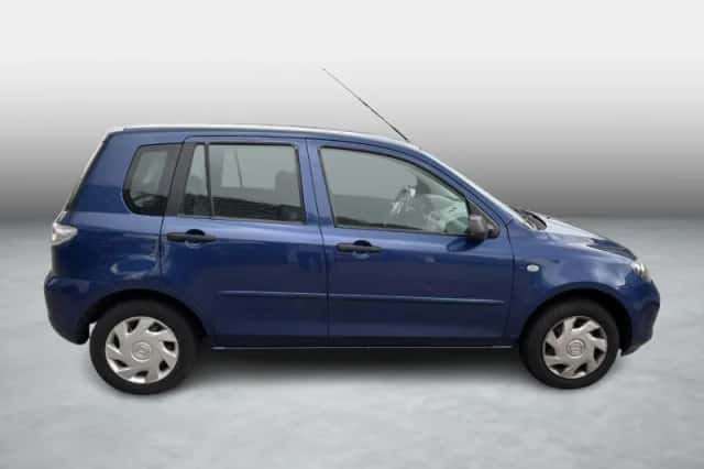 Mazda 2 (2007) thumbnail 6
