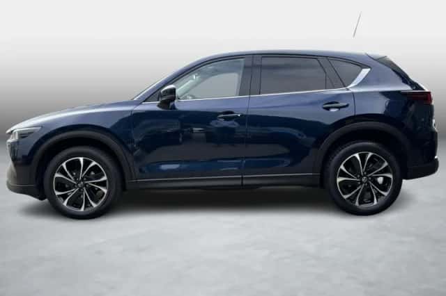 Mazda CX-5 (2023) thumbnail 2
