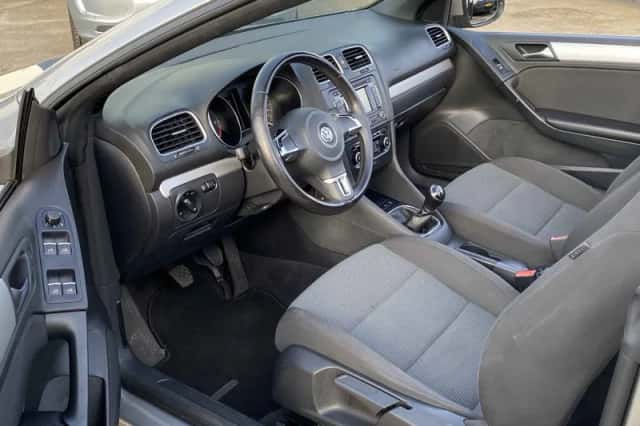Volkswagen Golf (2012) thumbnail 3