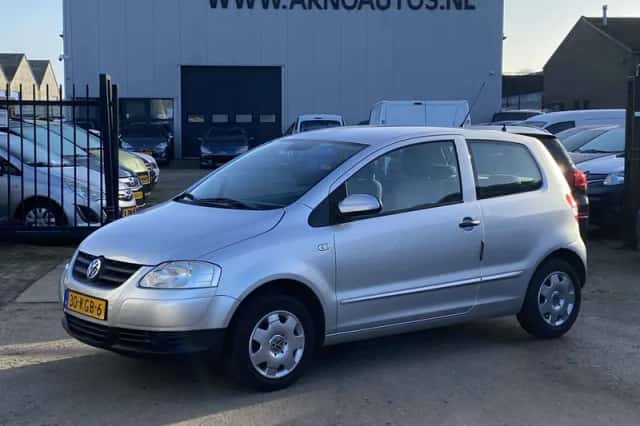 Volkswagen Fox (2009) thumbnail 1