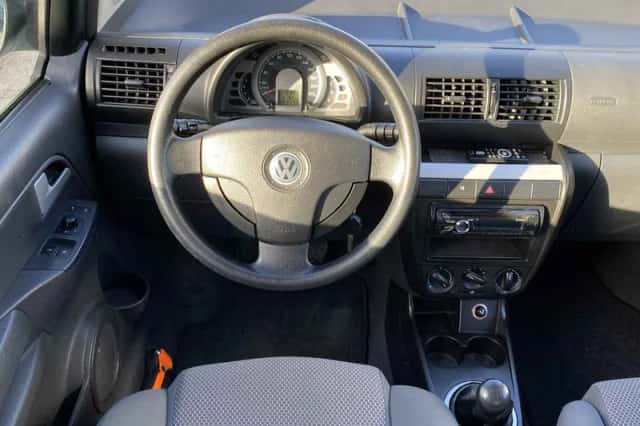 Volkswagen Fox (2009) thumbnail 5