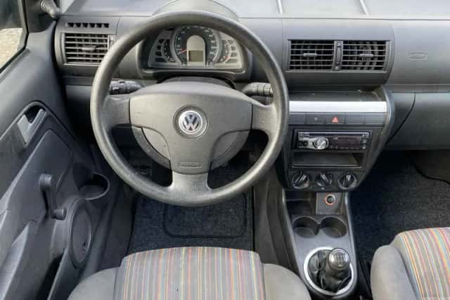 Volkswagen Fox (2007) thumbnail 5