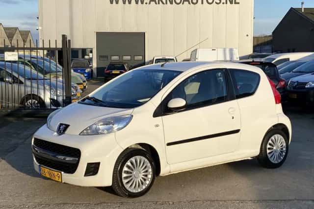 Peugeot 107 (2010) thumbnail 1