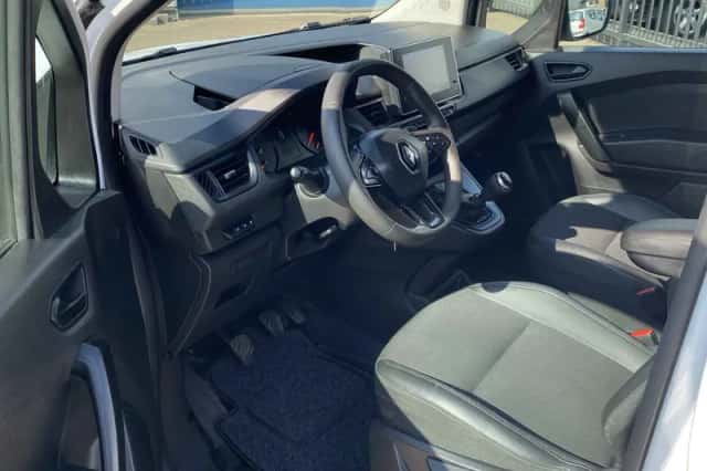 Renault Kangoo (2024) thumbnail 3