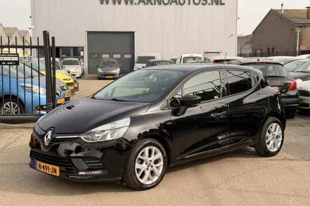 Renault Clio (2019) thumbnail 1