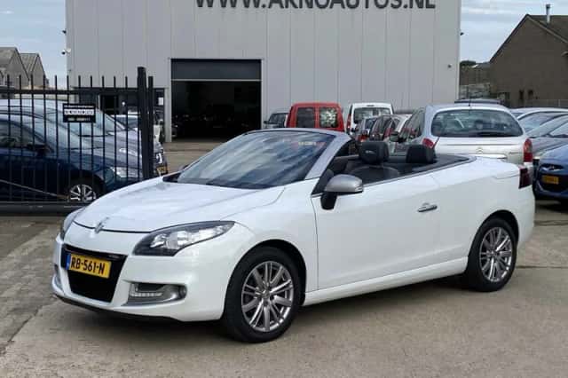 Renault Mégane (2013) thumbnail 1