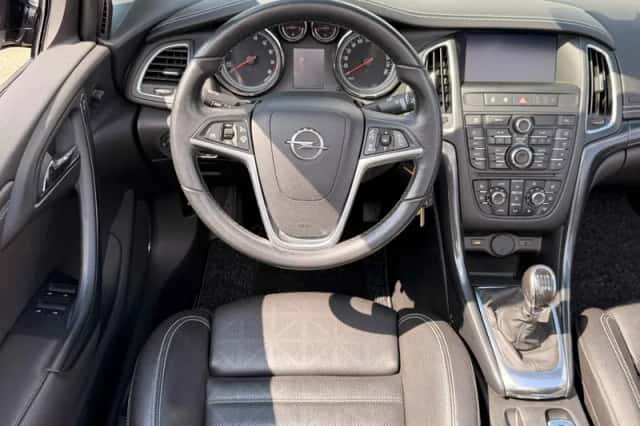 Opel Cascada (2018) thumbnail 6