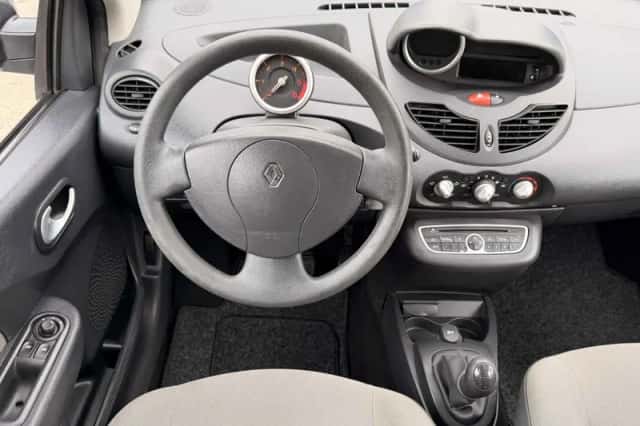Renault Twingo (2011) thumbnail 5