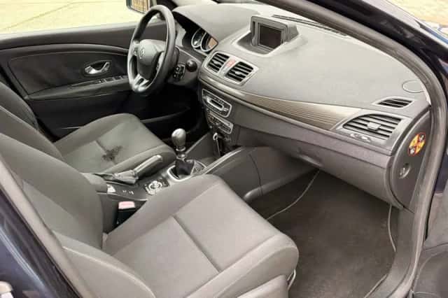 Renault Mégane (2009) thumbnail 6