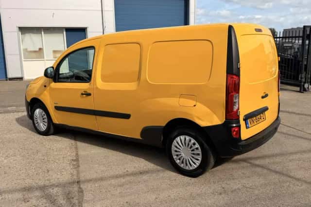 Mercedes-Benz Citan (2015) thumbnail 2
