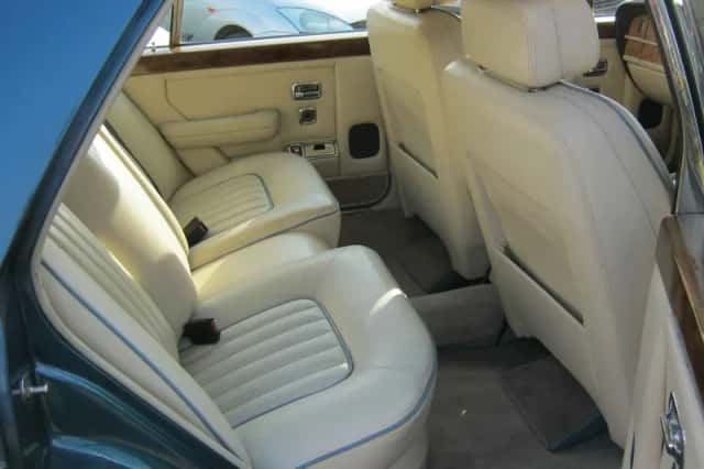 Rolls-Royce Silver Spirit (1986) thumbnail 4