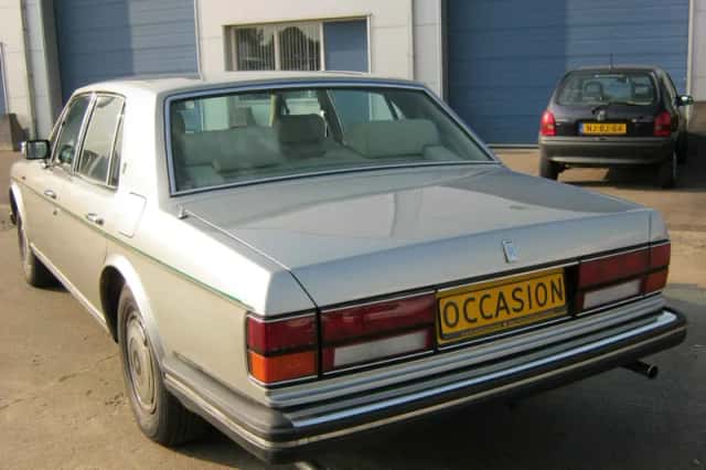 Rolls-Royce Silver Spirit (1986) thumbnail 2