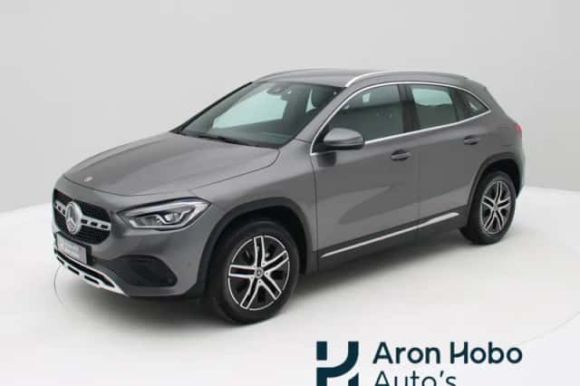 Mercedes-Benz GLA (2022) thumbnail 1