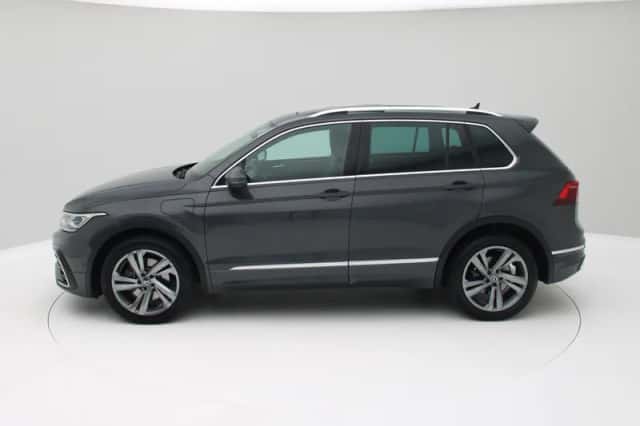 Volkswagen Tiguan (2022) thumbnail 2