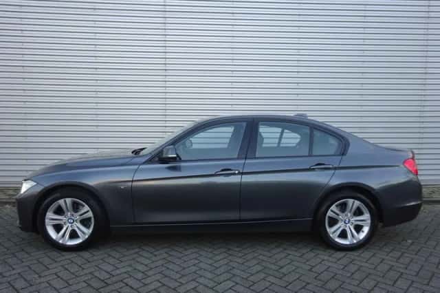 BMW 3-Serie (2014) thumbnail 4
