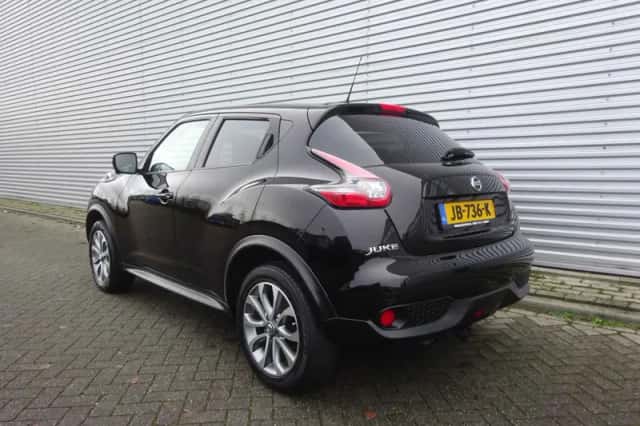 Nissan Juke (2016) thumbnail 3