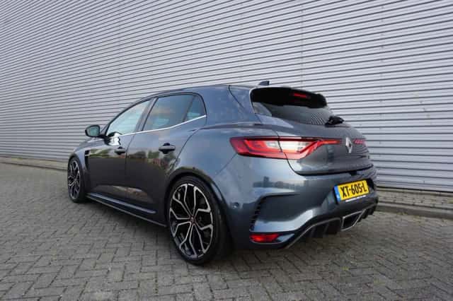 Renault Mégane (2018) thumbnail 3