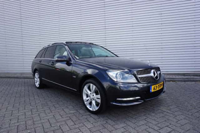 Mercedes-Benz C-Klasse (2012) thumbnail 2