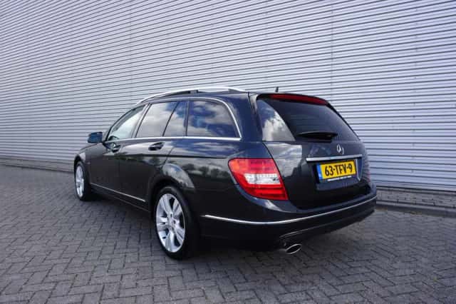 Mercedes-Benz C-Klasse (2012) thumbnail 3
