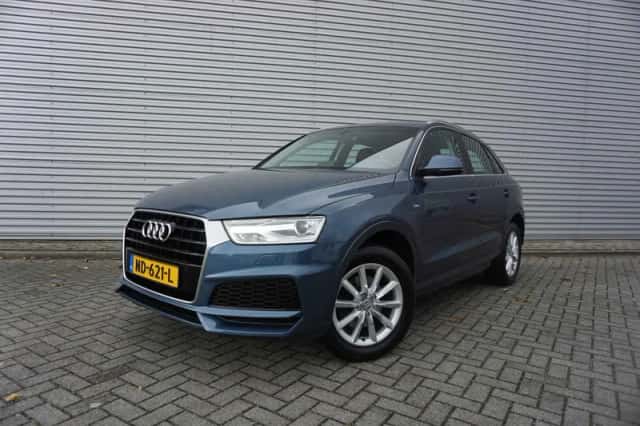 Audi Q3 (2017) thumbnail 1