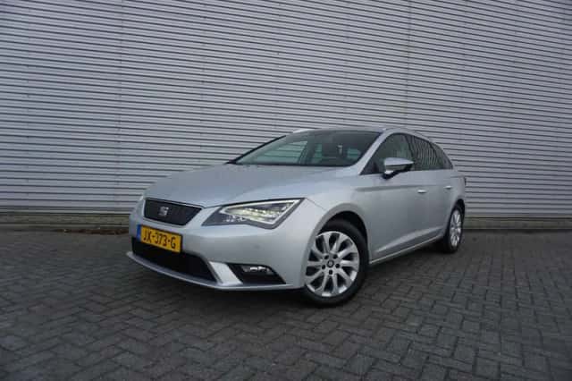 SEAT Leon (2016) thumbnail 1