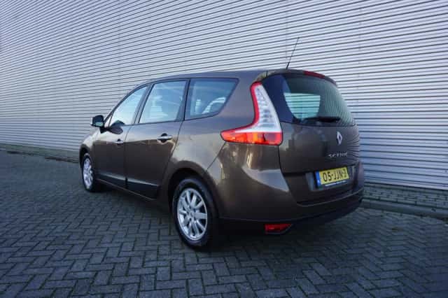 Renault Grand Scénic (2009) thumbnail 3