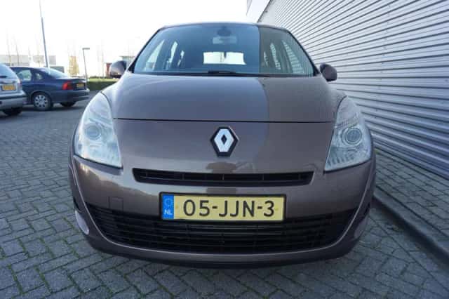 Renault Grand Scénic (2009) thumbnail 6