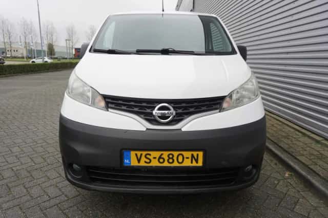 Nissan NV200 (2015) thumbnail 6