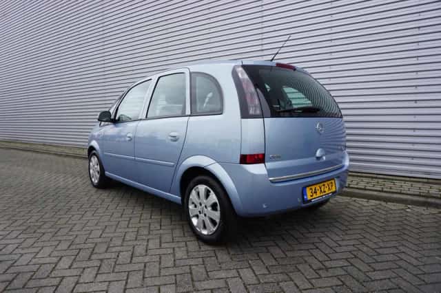 Opel Meriva (2007) thumbnail 3