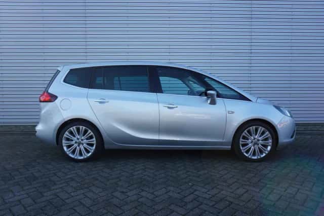 Opel Zafira (2013) thumbnail 5