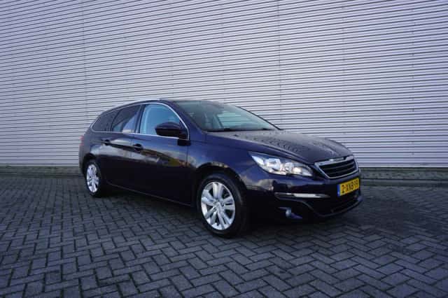 Peugeot 308 (2014) thumbnail 2
