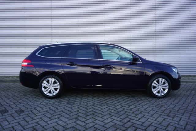 Peugeot 308 (2014) thumbnail 5