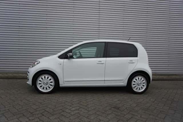Volkswagen Up! (2013) thumbnail 4