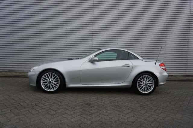 Mercedes-Benz SLK-Klasse (2004) thumbnail 5