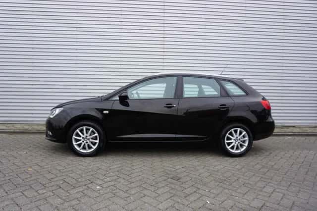 SEAT Ibiza (2015) thumbnail 4