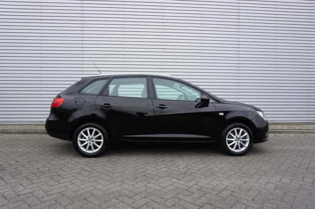 SEAT Ibiza (2015) thumbnail 5