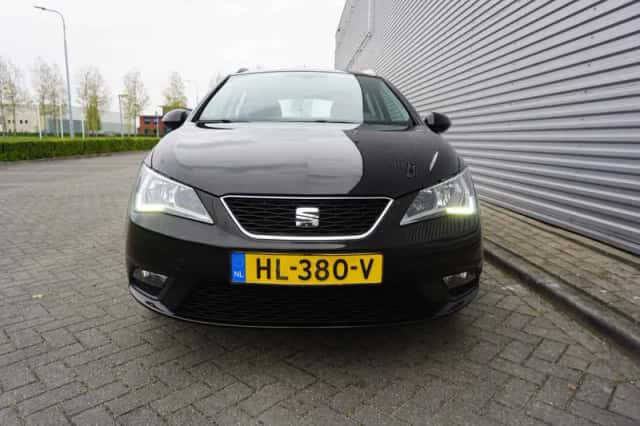 SEAT Ibiza (2015) thumbnail 6
