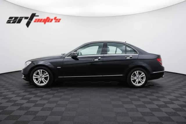 Mercedes-Benz C-Klasse (2010) thumbnail 3