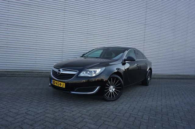 Opel Insignia (2016) thumbnail 1