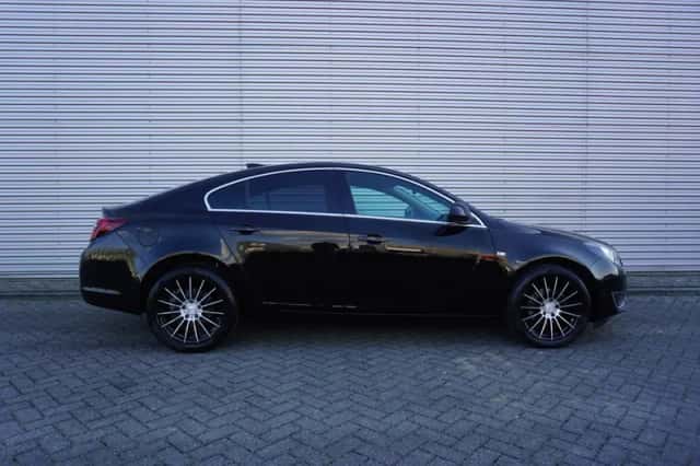 Opel Insignia (2016) thumbnail 5