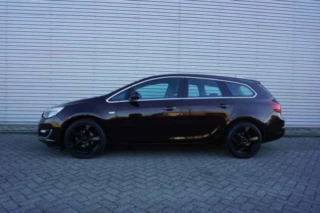 Opel Astra (2015) thumbnail 4
